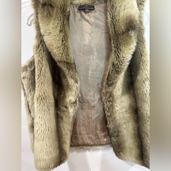 Fenn Wright Manson Faux Fur Vest Cashmere Blend Natural Stripe Brown Size Medium - Picture 7 of 8